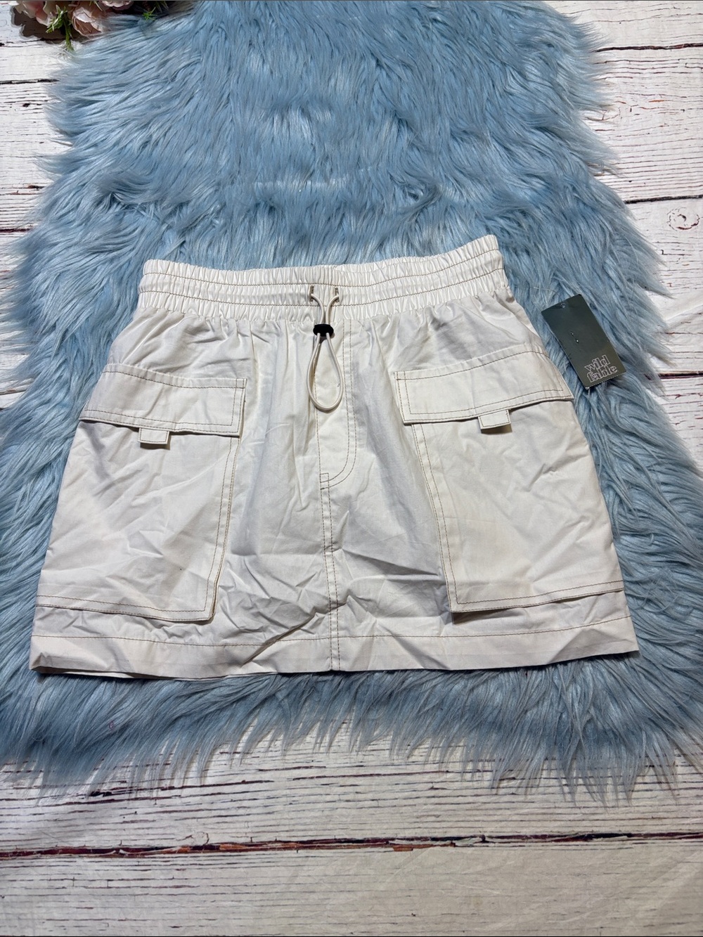 NWT Wild Fable Off White Cargo Skirt sz XS